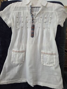 White Embroidered Short Sleeve Tunic with Multicolor Placket, Size XS
